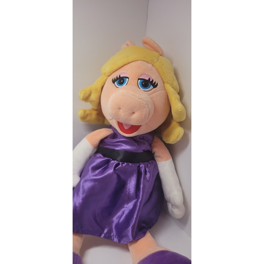 Muppets Miss Piggy Limited Edition Plush 18 inches Scentsy Buddy